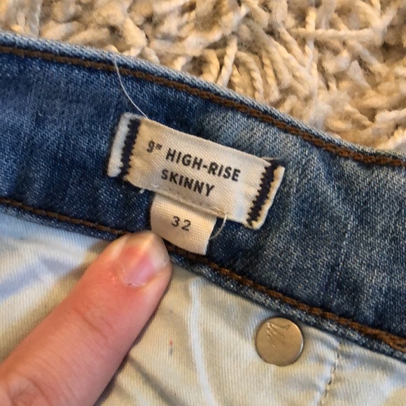 Madewell 9" Mid-Rise Skinny Jeans in Comfort Stretch: Eco Edition - Picture 5 of 6